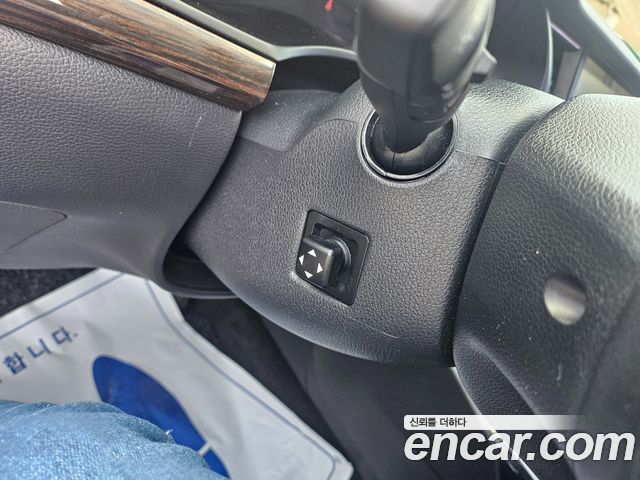 Kia K7 2018 — photo 18