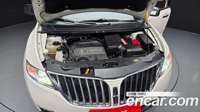 Lincoln MKX 2013 — photo 6