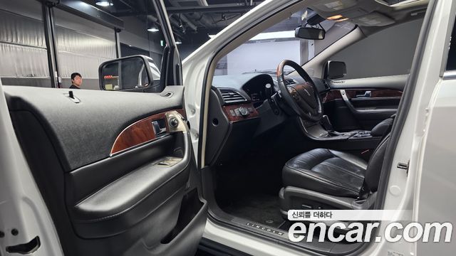 Lincoln MKX 2013 — photo 10