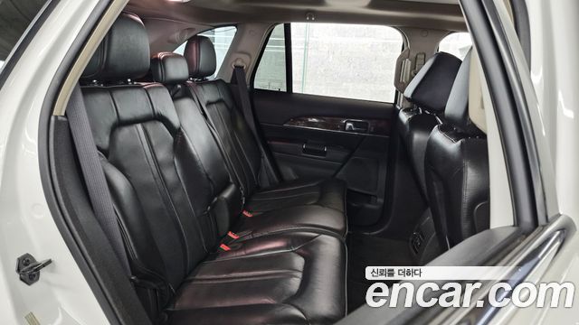 Lincoln MKX 2013 — photo 12