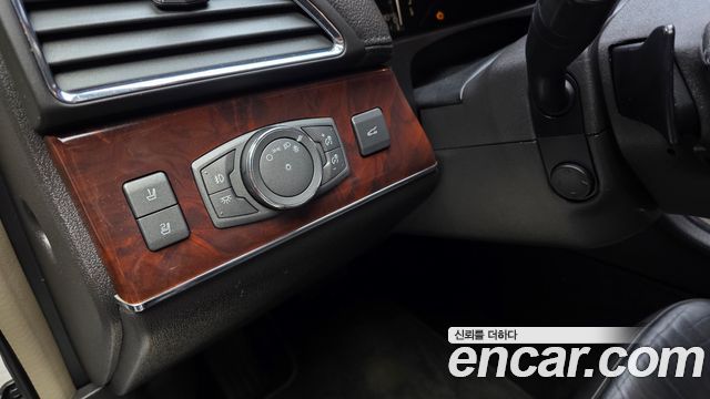 Lincoln MKX 2013 — photo 17