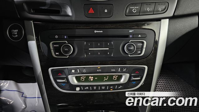 Renault Korea SM5  2015 — photo 19