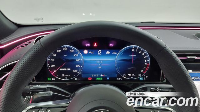 Mercedes-Benz E-Class 2026 — photo 8