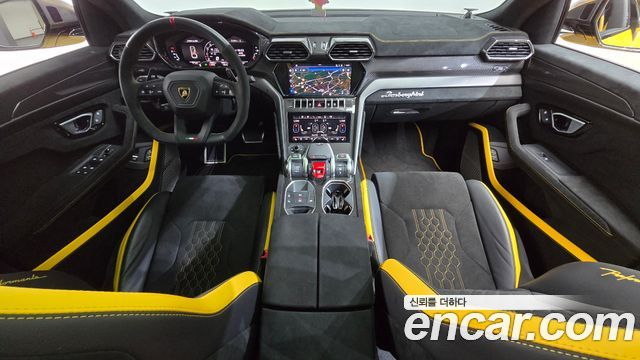 Lamborghini Urus 2024 — photo 7