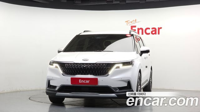 Kia Canival 2021 — photo 3