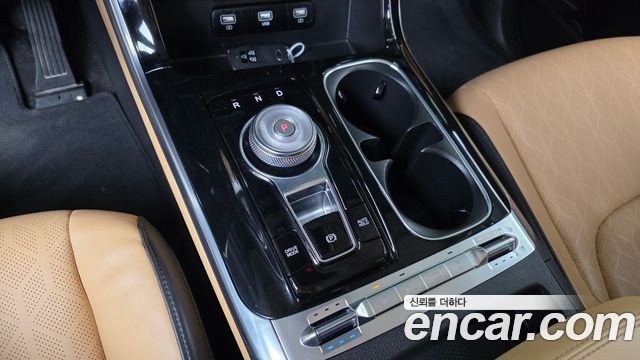 Kia Canival 2021 — photo 9