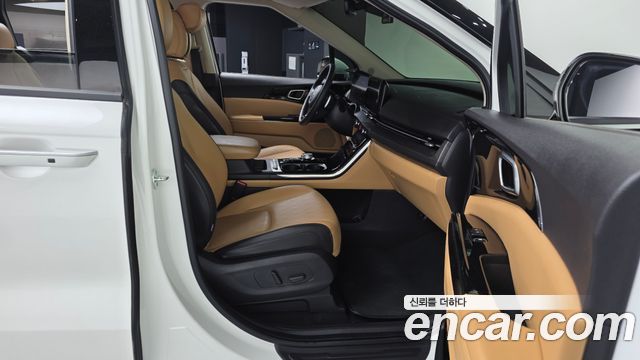 Kia Canival 2021 — photo 11