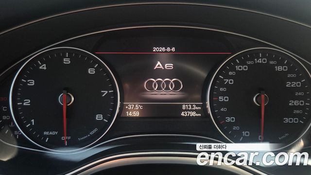 Audi A6 2018 — photo 11