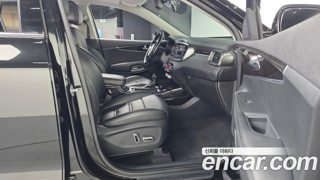 Kia Sorento 2016 — photo 11