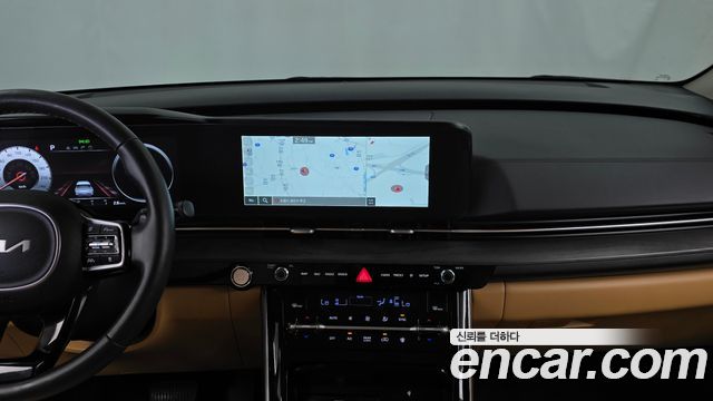 Kia Canival 2023 — photo 12