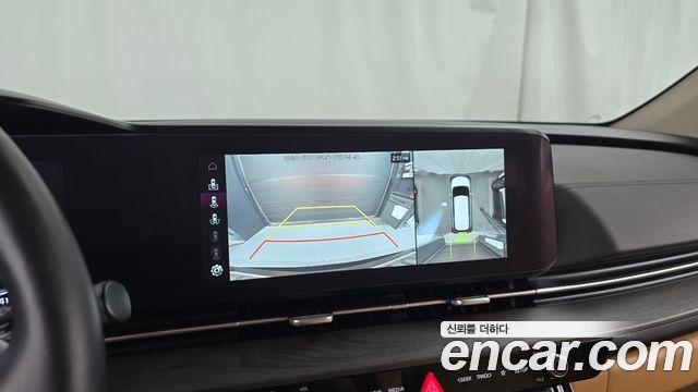 Kia Canival 2023 — photo 14