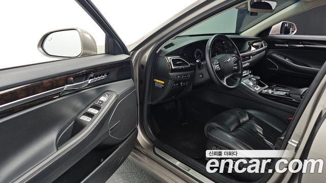 Genesis G90 2019 — photo 17