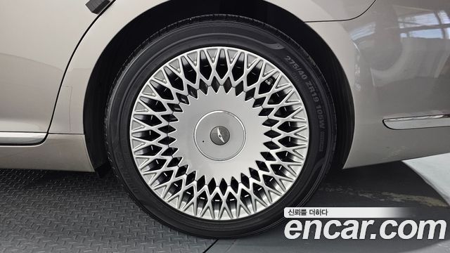 Genesis G90 2019 — photo 7