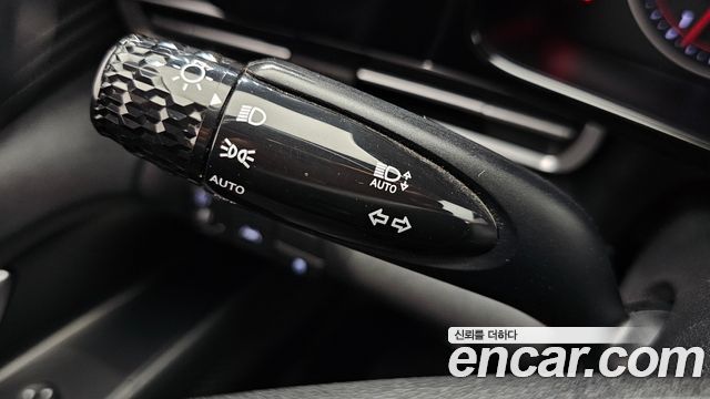 Hyundai AVANTE 2021 — photo 25