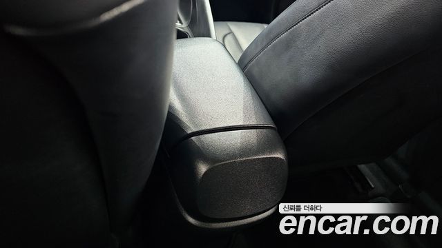 Hyundai AVANTE 2021 — photo 30