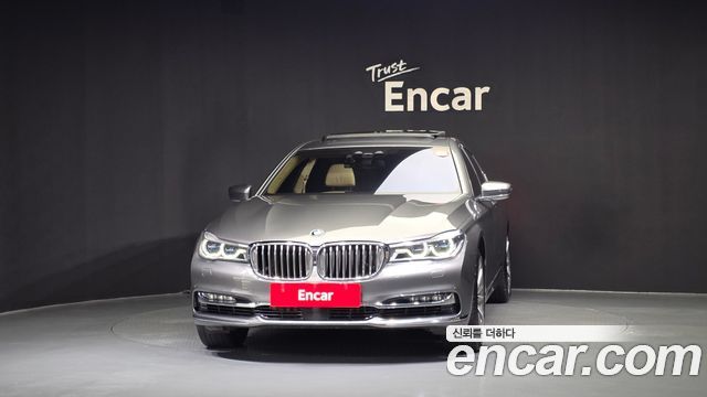 BMW 7-Series 2016 — photo 3