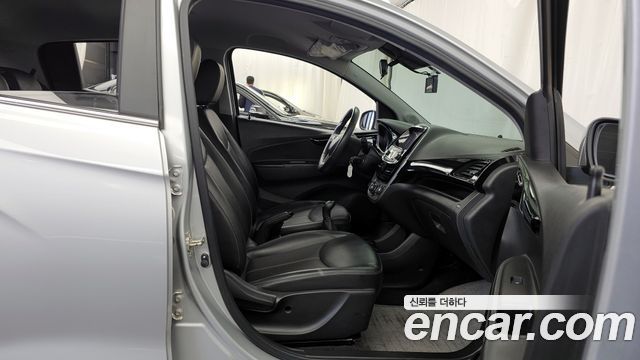 Chevrolet Korea Spark 2018 — photo 11