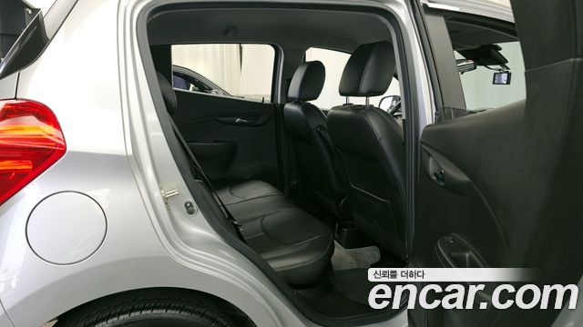 Chevrolet Korea Spark 2018 — photo 12