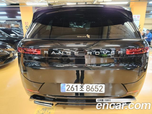 Land Rover Range Rover Sport 2025 — photo 5