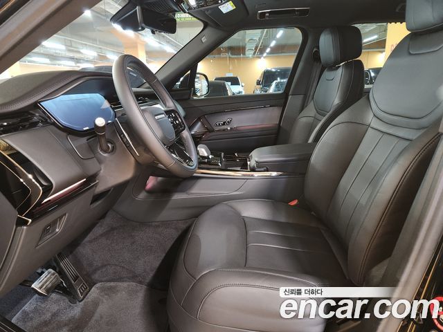 Land Rover Range Rover Sport 2025 — photo 9