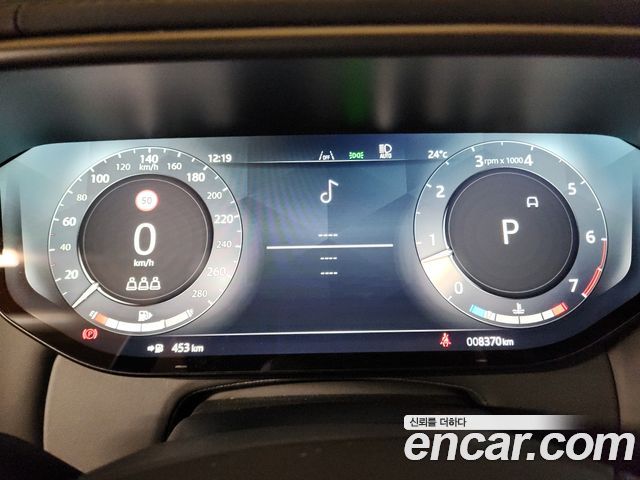 Land Rover Range Rover Sport 2025 — photo 13