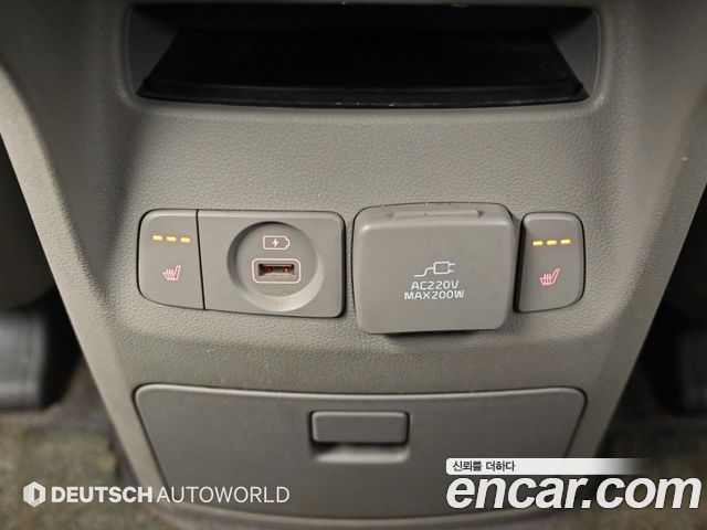 Kia Canival 2017 — photo 16