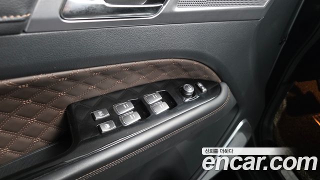 KG Mobility Rexton 2022 — photo 39