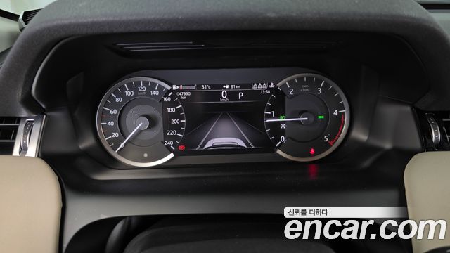 Land Rover Discovery Sport 2021 — photo 8