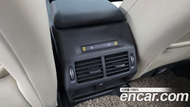 Land Rover Discovery Sport 2021 — photo 19