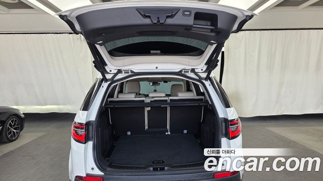 Land Rover Discovery Sport 2021 — photo 20