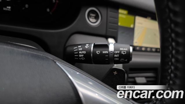 Land Rover Discovery Sport 2017 — photo 21