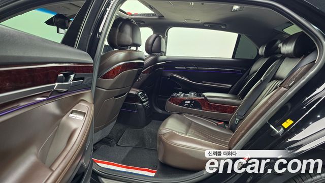 Genesis EQ900 2016 — photo 18