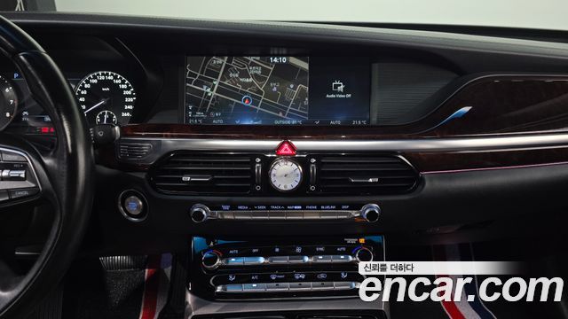 Genesis EQ900 2016 — photo 21