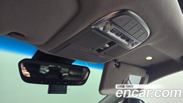 Genesis EQ900 2016 — photo 28
