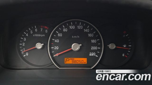 Kia Carens 2009 — photo 8