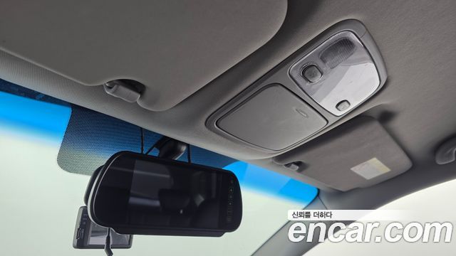 Kia Carens 2009 — photo 16
