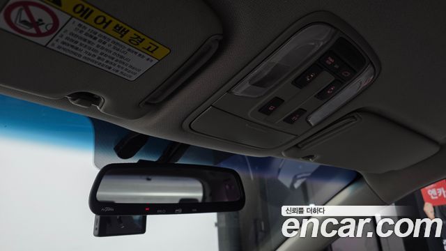 Kia Canival 2016 — photo 17