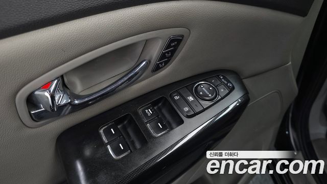 Kia Canival 2016 — photo 18