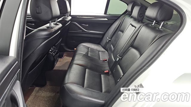 BMW 5-Series 2014 — photo 12