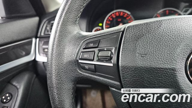 BMW 5-Series 2014 — photo 19