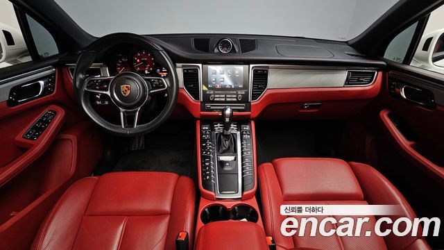 Porsche Macan 2018 — photo 10