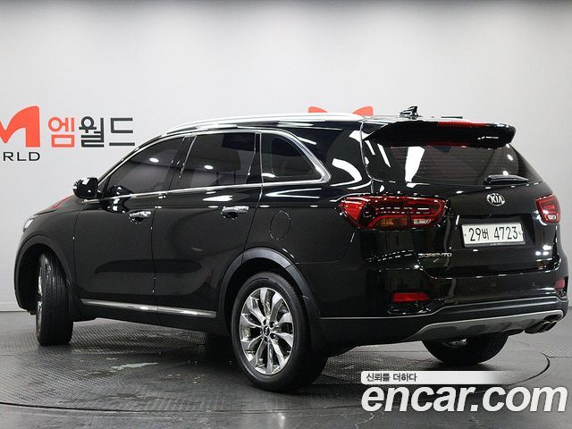 Kia Sorento 2018 — photo 4