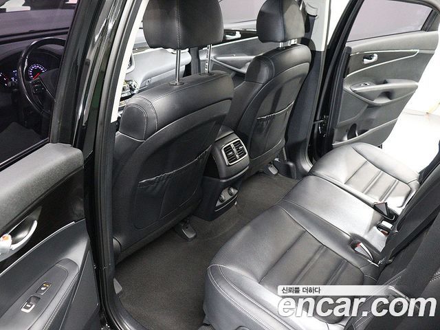 Kia Sorento 2018 — photo 16