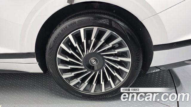 Hyundai Grandeur 2023 — photo 7