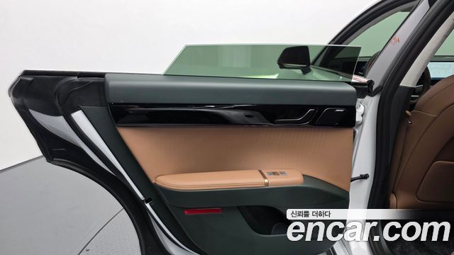 Hyundai Grandeur 2023 — photo 14