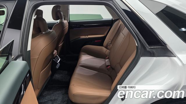 Hyundai Grandeur 2023 — photo 16