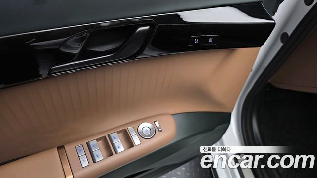 Hyundai Grandeur 2023 — photo 33