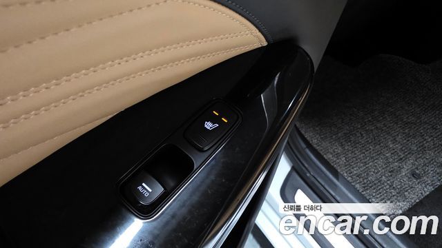 Kia K7 2020 — photo 26