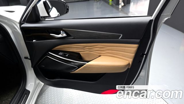 Kia K7 2020 — photo 14