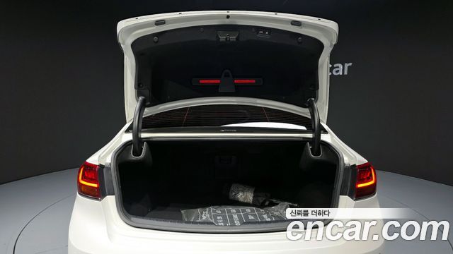 Kia K7 2020 — photo 27